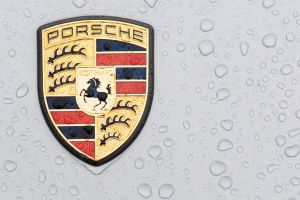 porsche01.jpg